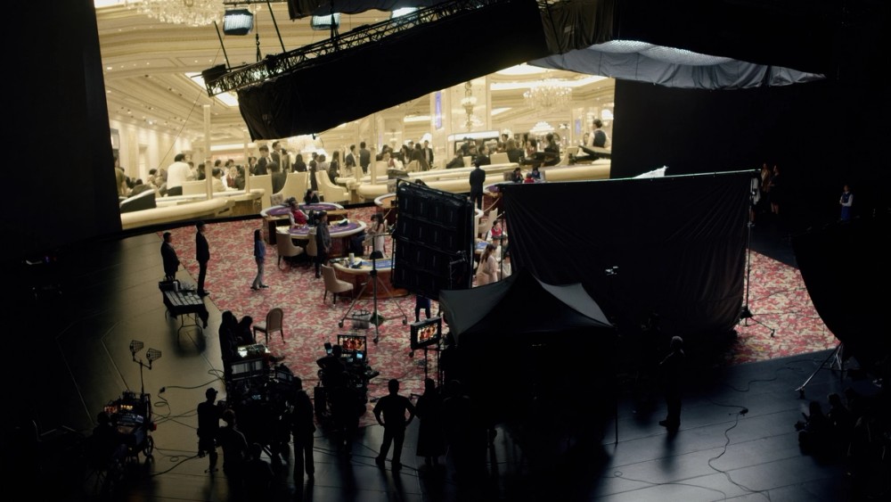 INFINIMAT 20x20 and 8x8s light the casino volume shoot