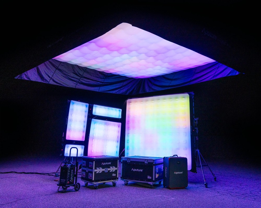 All the lights in the INFINIMAT family lighting up a dark room